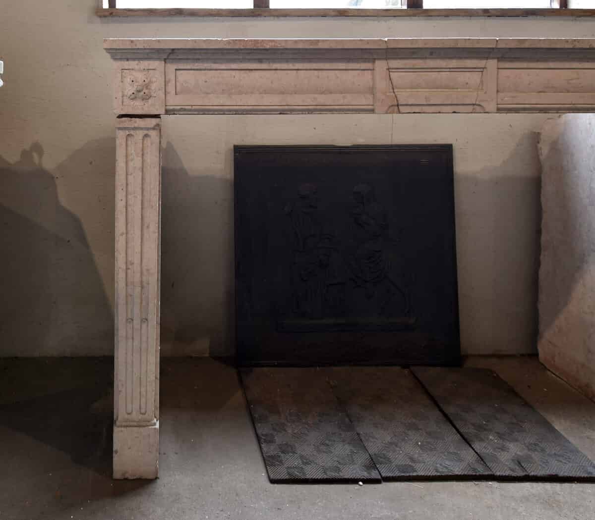 Antieke-marmerstenen-voorzetschouw