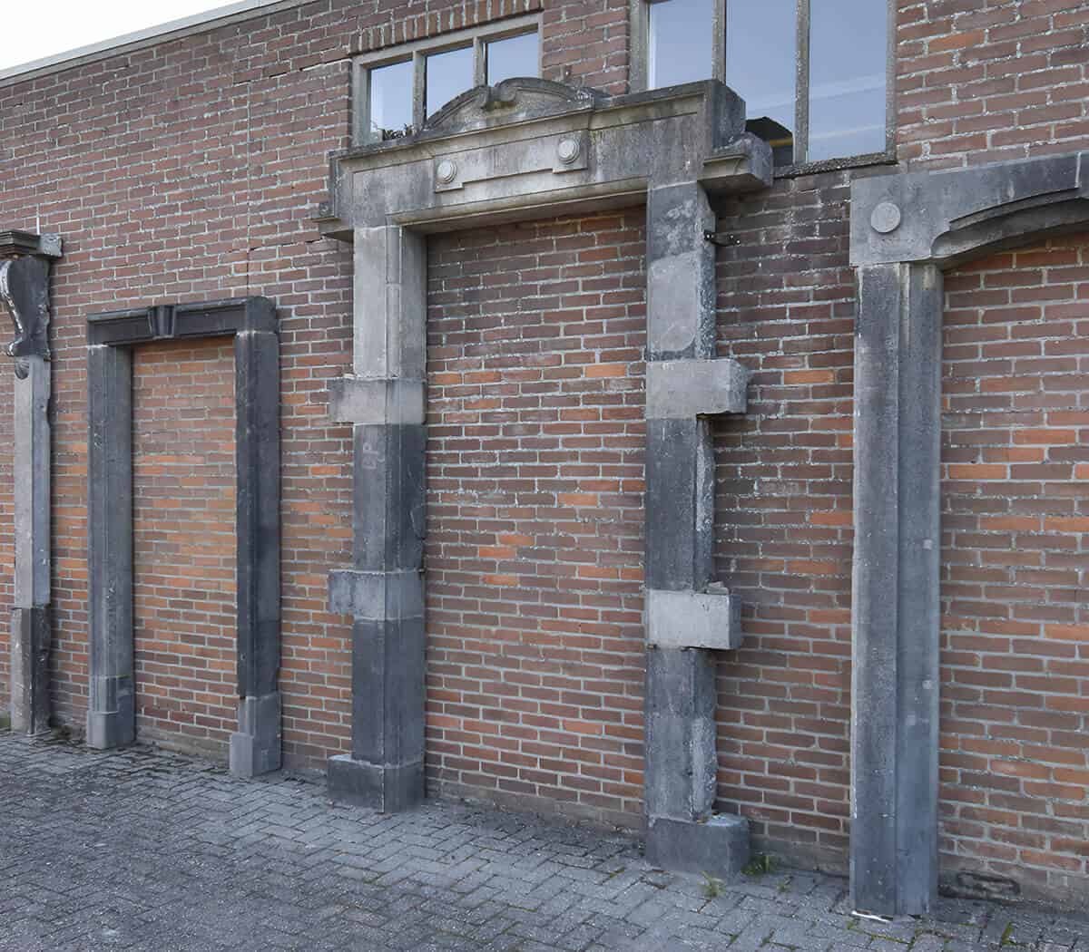 Belgisch-hardstenen-portiek