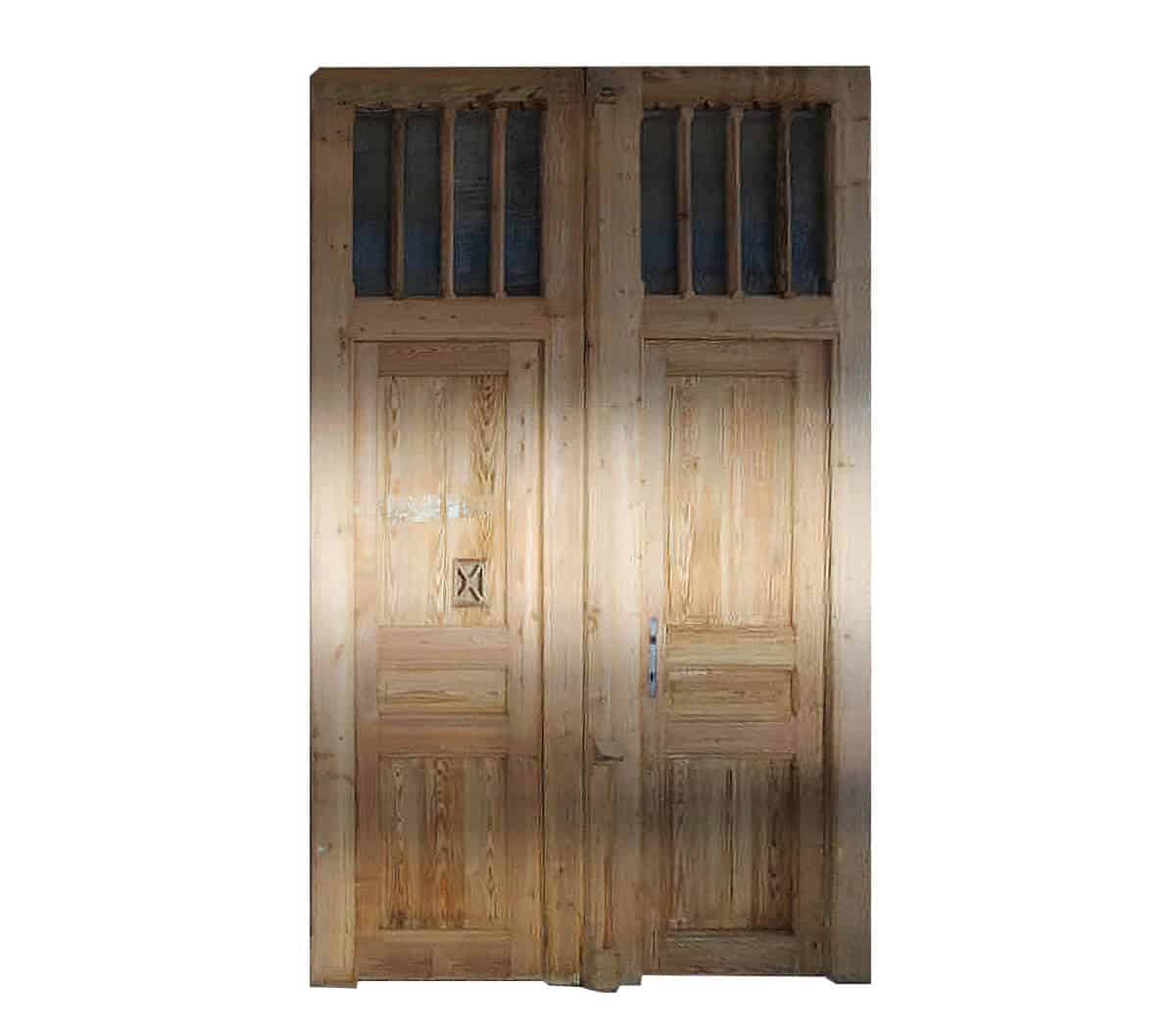 Dubbele-geloogde-grenen-deuren