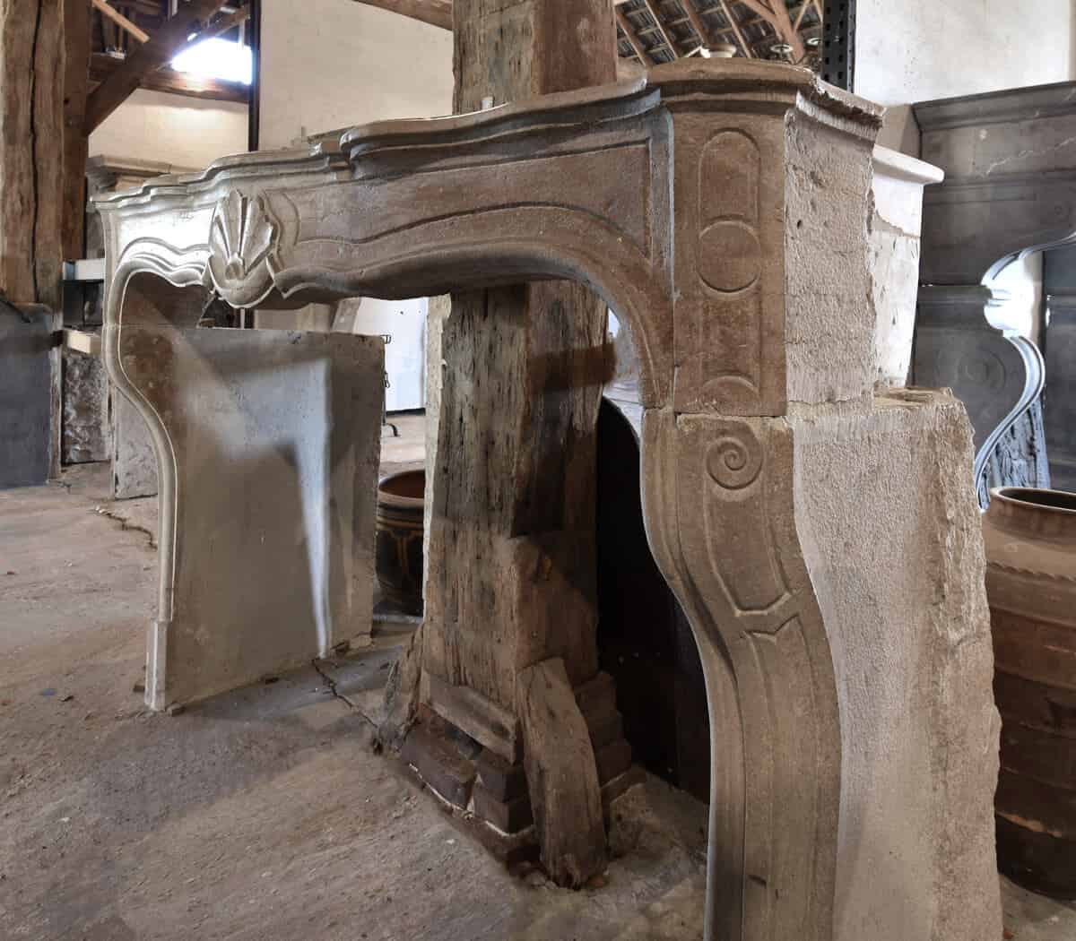 Marmerstenen-antieke-schouw-Louis-XV