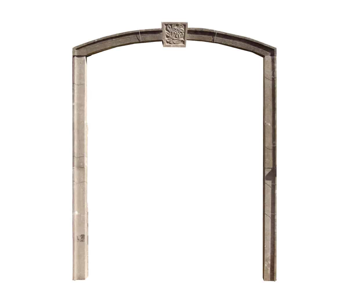 Oude-Belgisch-hardstenen-portiek