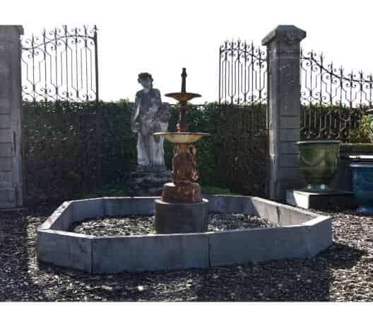 Belgisch-hardstenen-fonteinrand