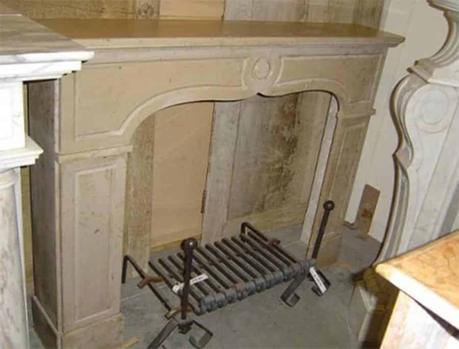 Oude-marmeren-voorzetschouw-