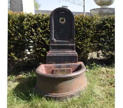 gietijzeren-muurfontein