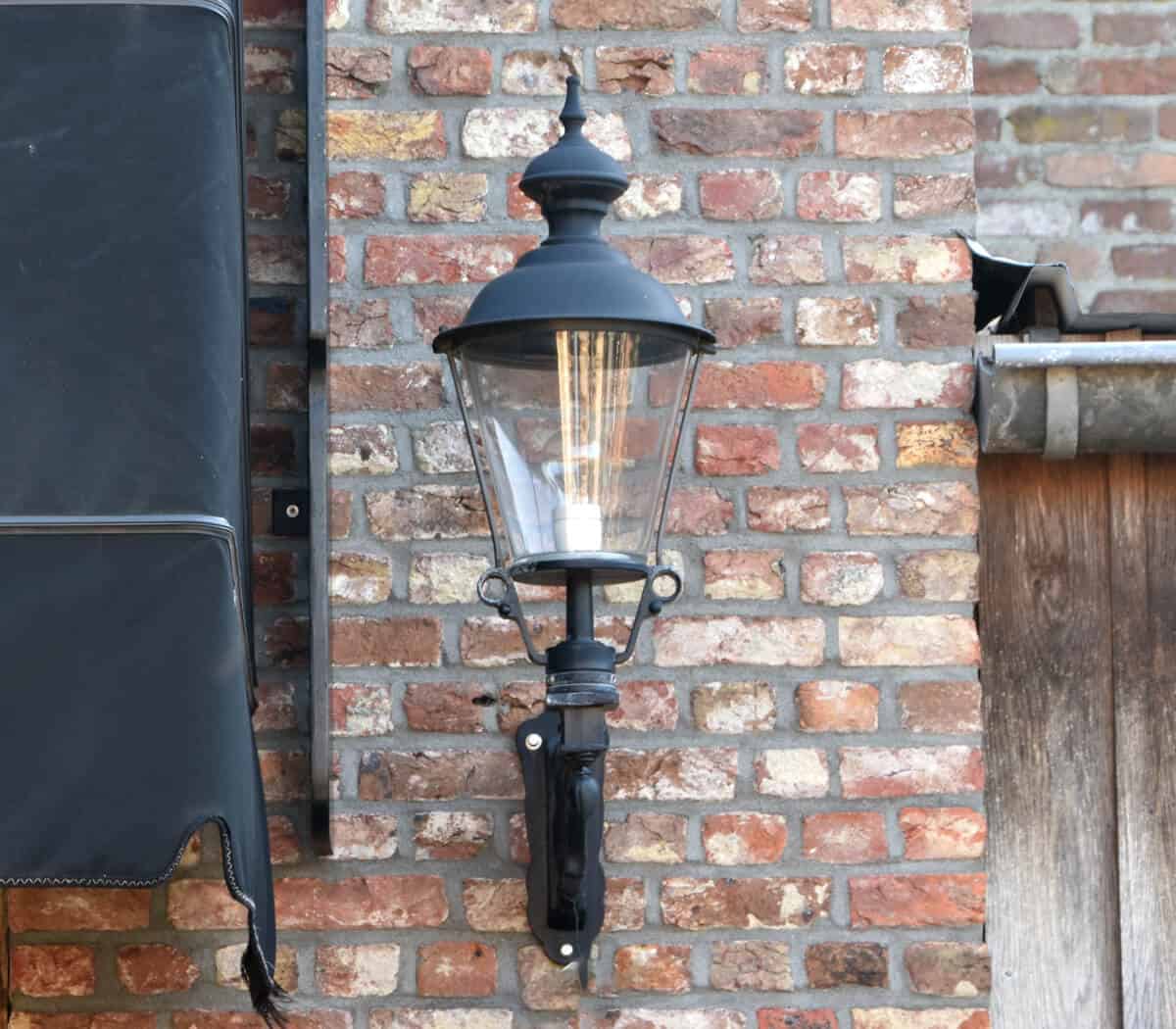 staande-gevel-lamp