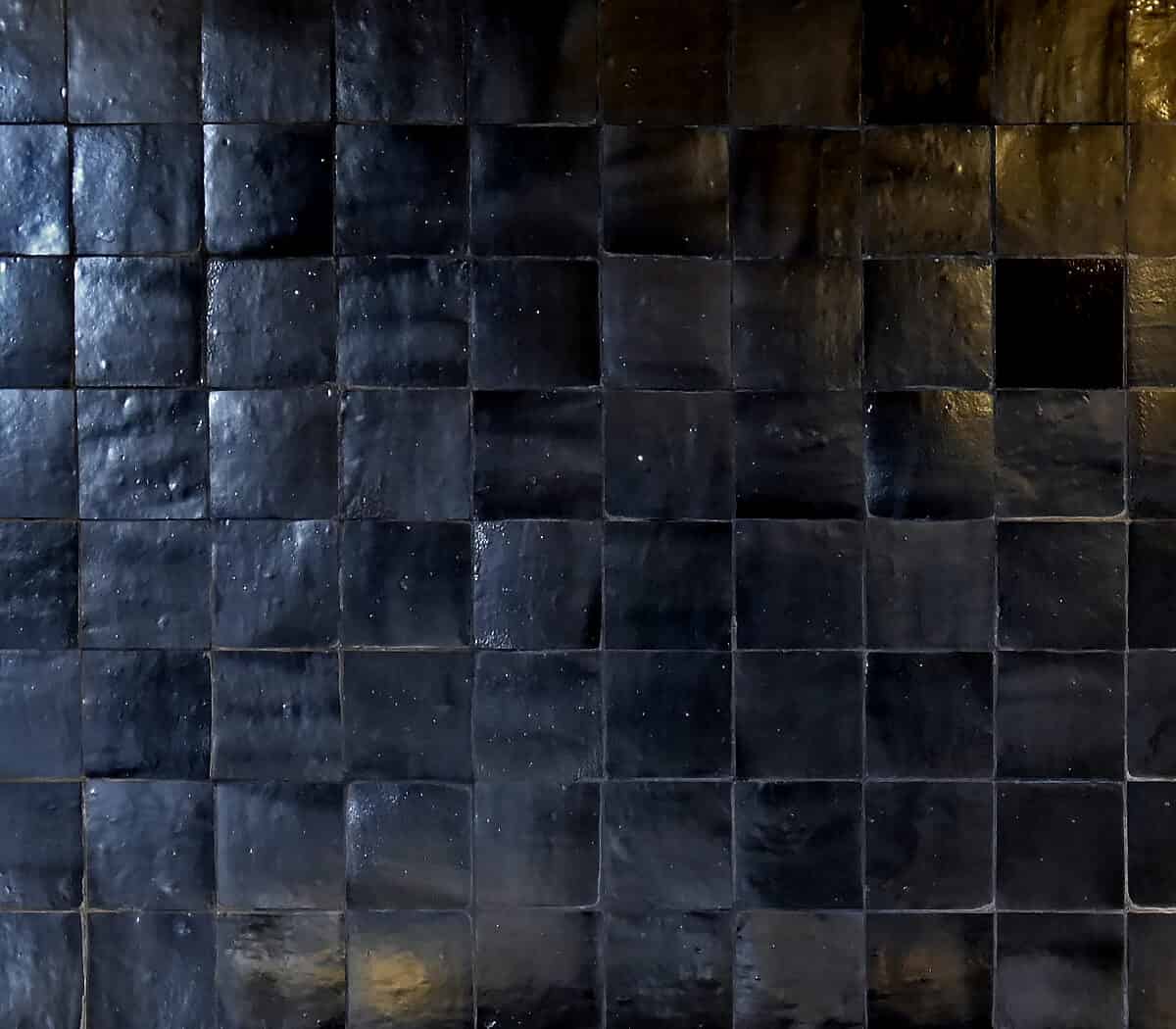 handgevormde-zwarte-zelliges