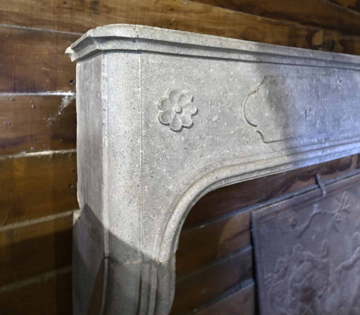 Belgisch-blauwsteen-voorzetschouw