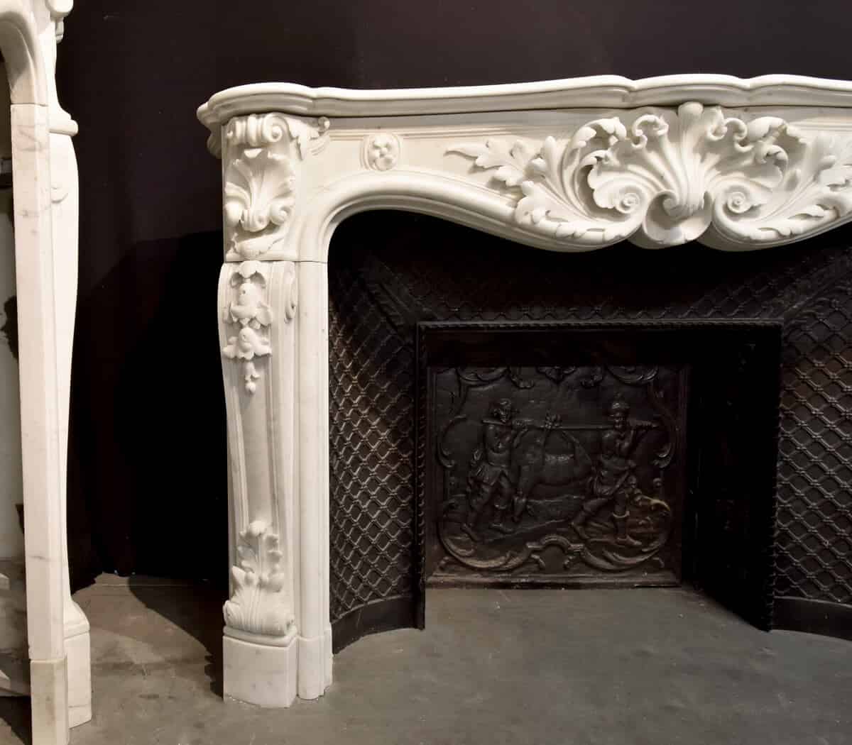 Antieke-Louis-XV-marmeren-voorzetschouw