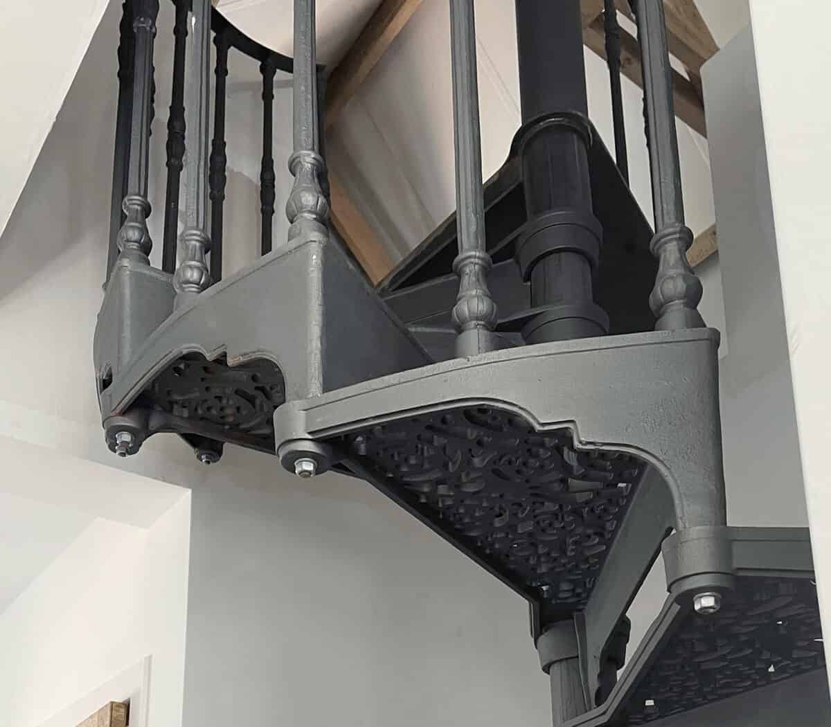 gietijzeren-spiltrap-mons