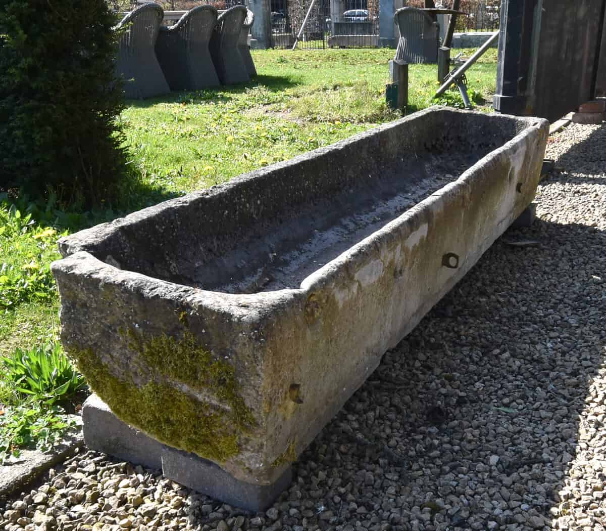 Belgisch-hardstenen-trog