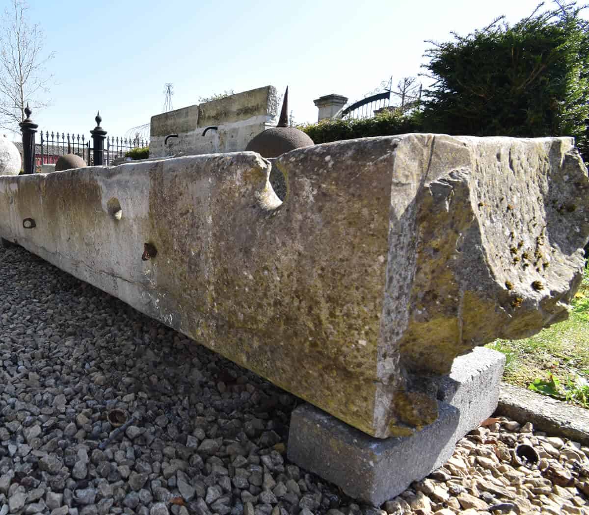 Belgisch-hardstenen-trog