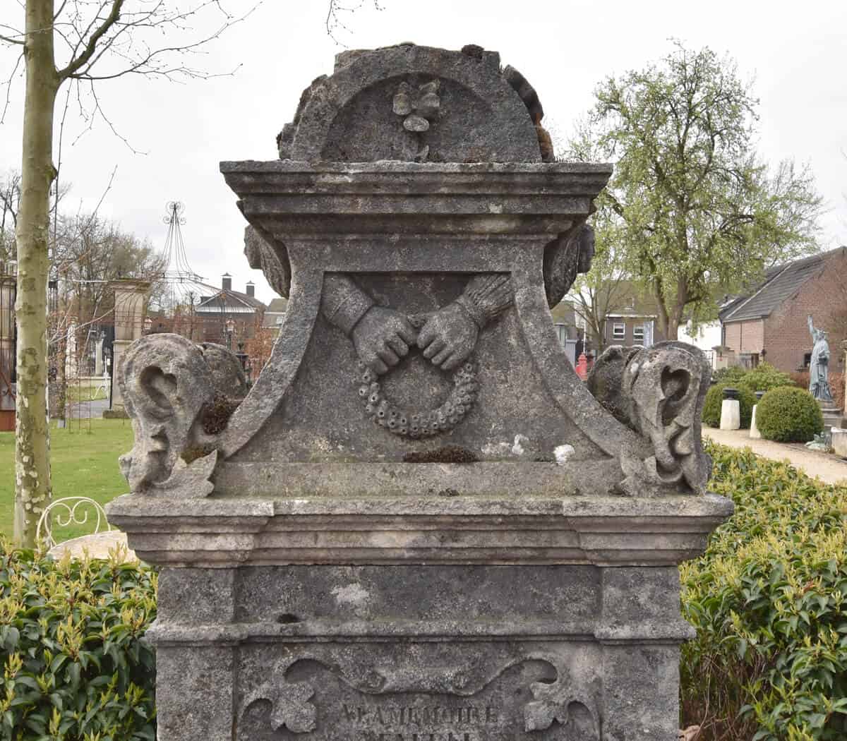 gedenk-steen-graf-steen