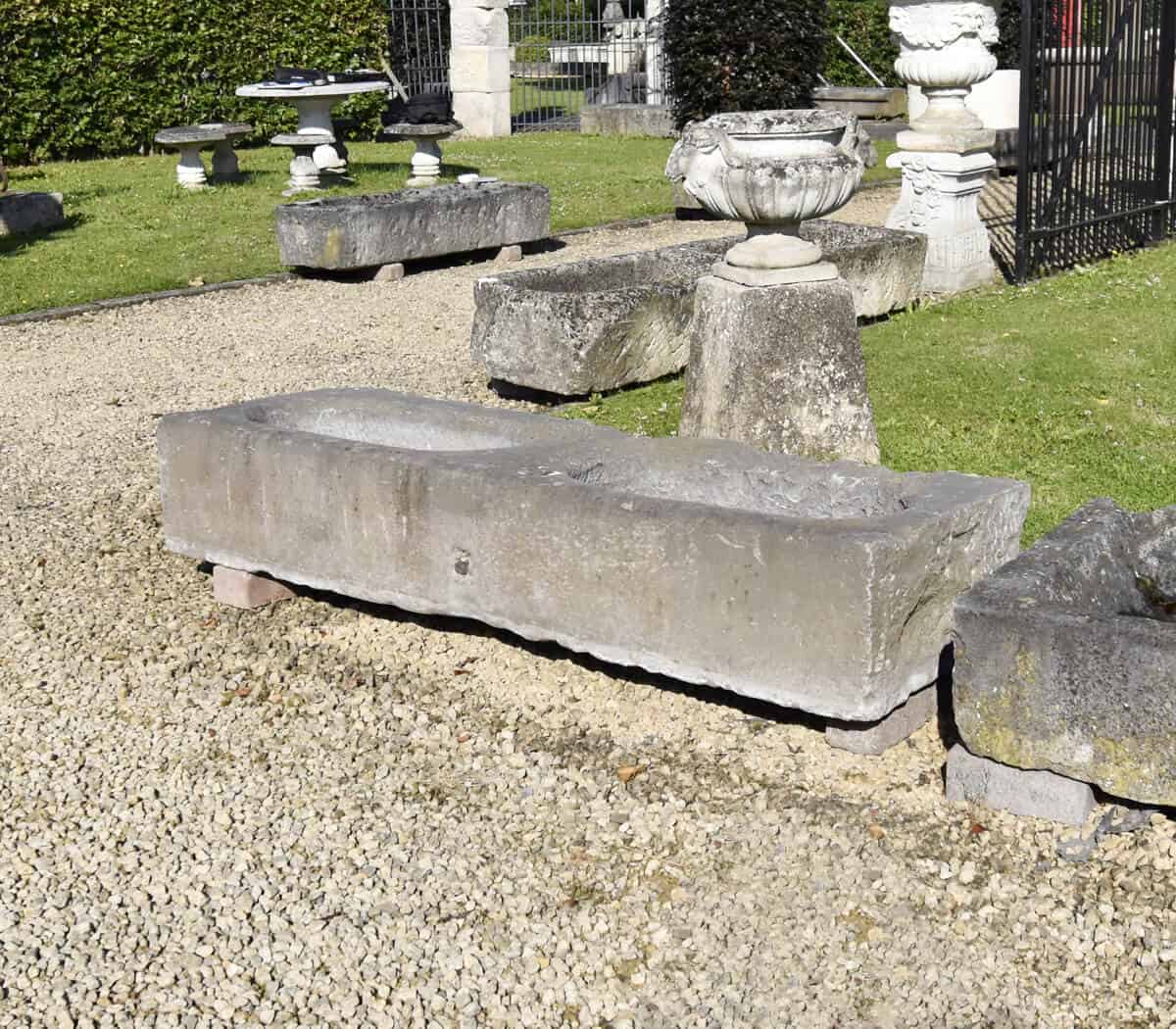 belgisch-hardstenen-trog