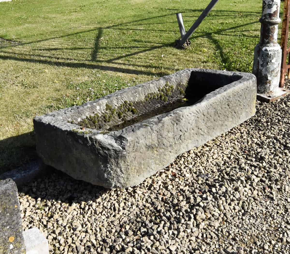 belgisch-hardstenen-trog