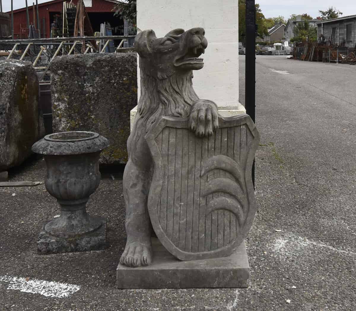 Set-van-2-honden-met-schild