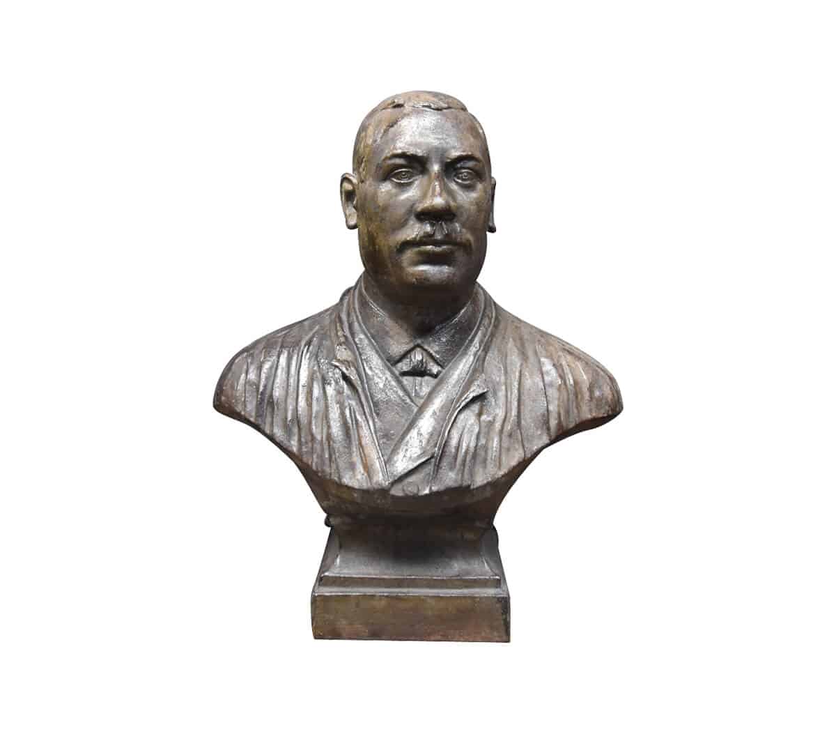 ijzeren-buste
