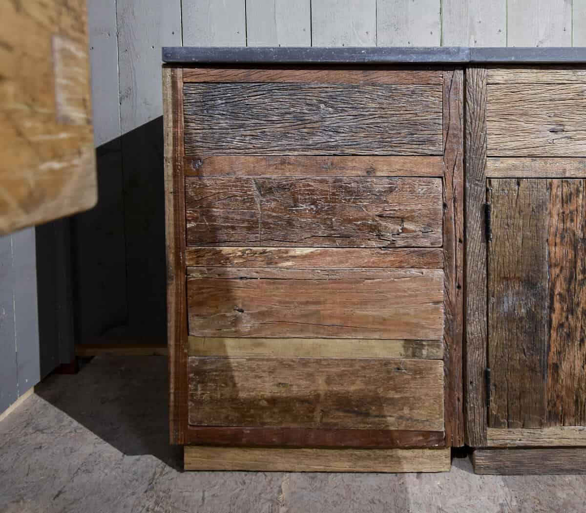 Keuken met hardstenen blad