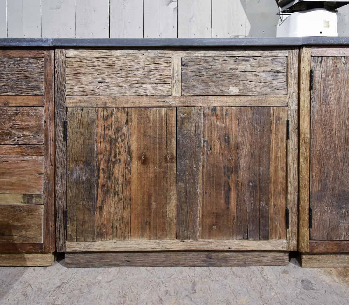 Keuken met hardstenen blad