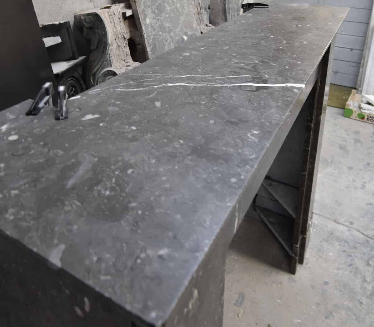 Marmeren-ombouwschouw