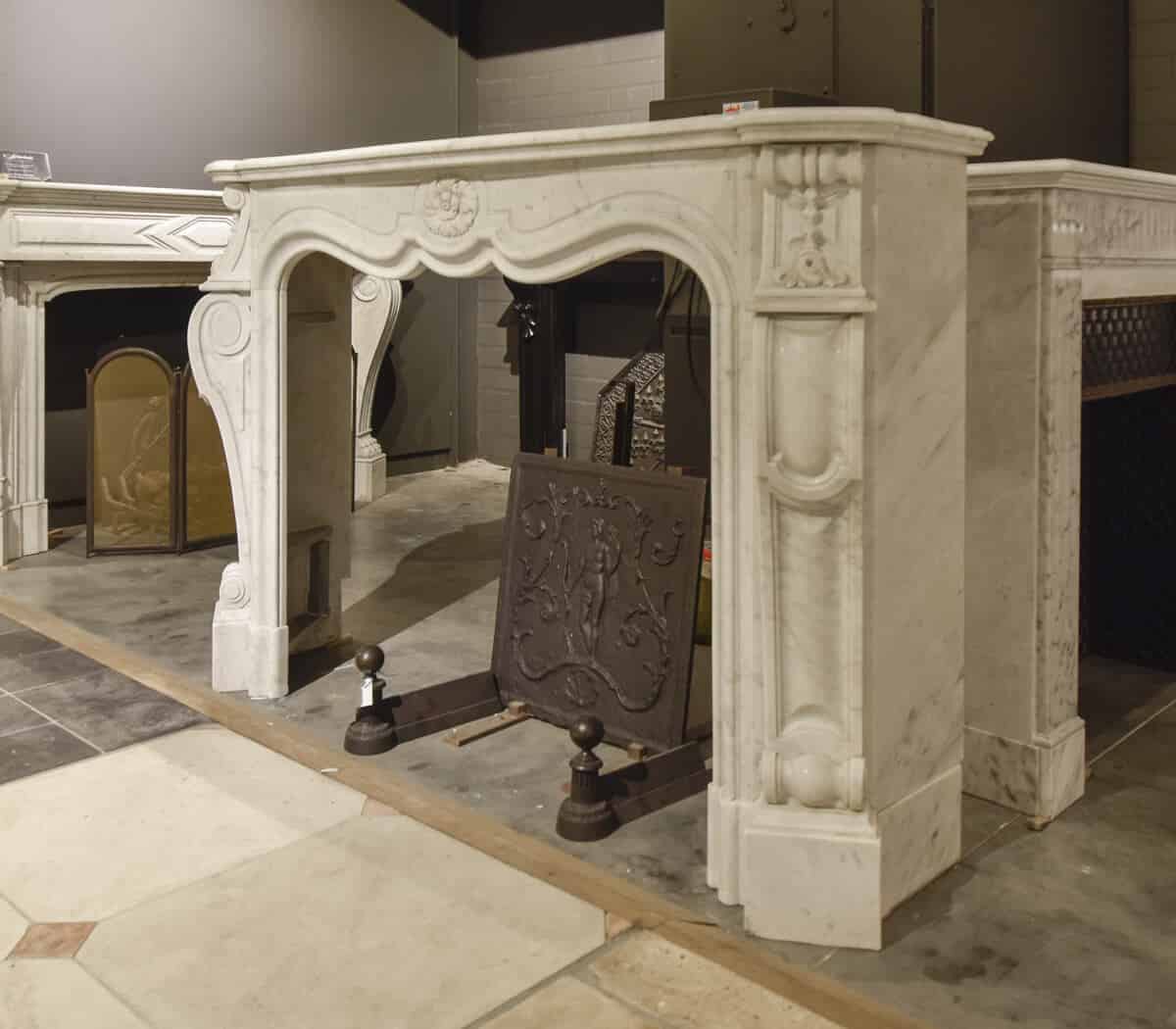 Antieke-Louis-XV-marmer-voorzetschouw