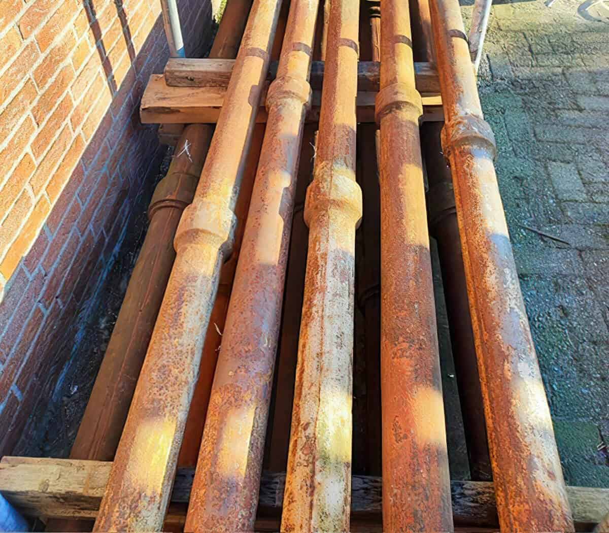 Antieke-gietijzeren-veranda-paal