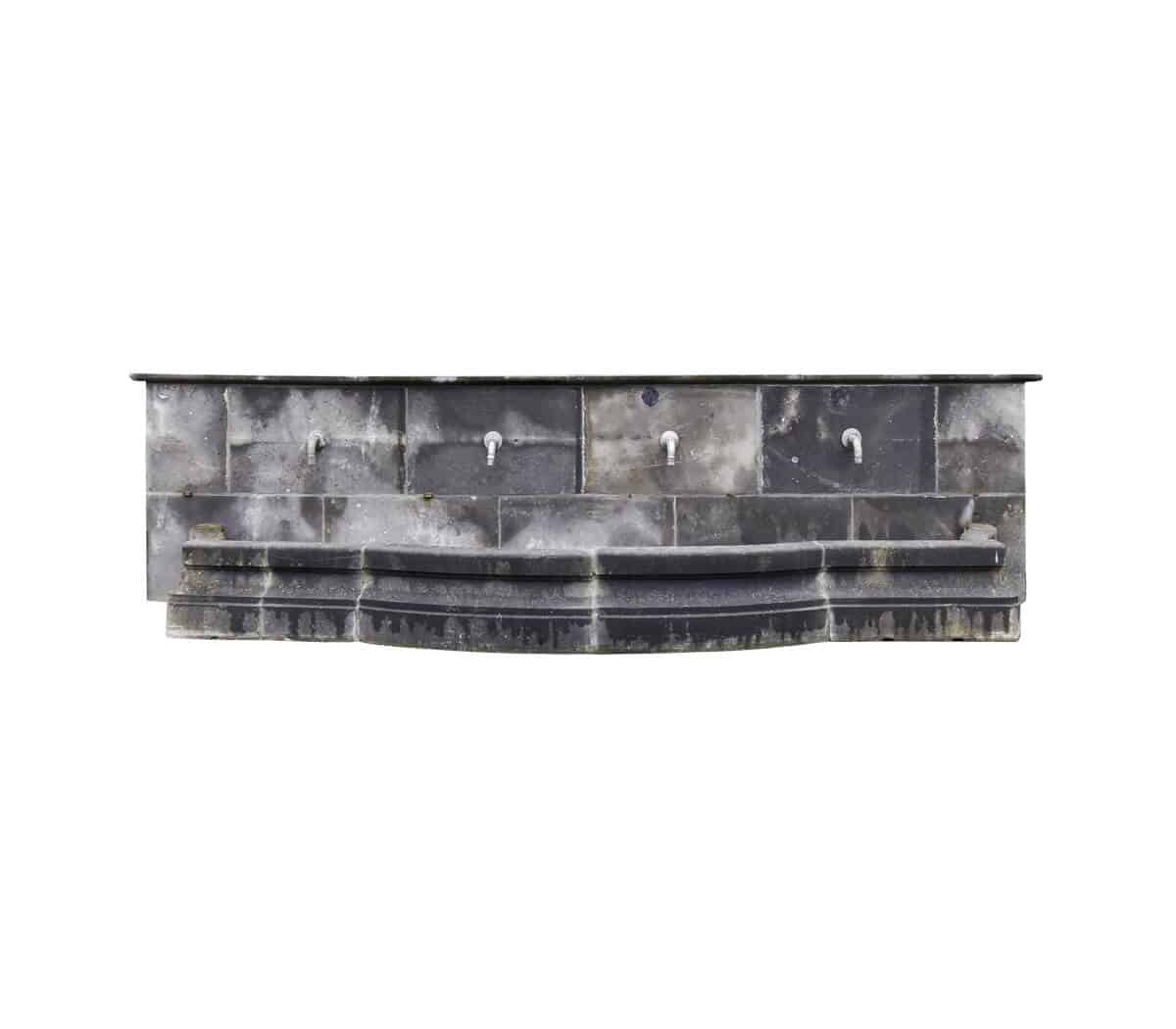 Grote-fontein-met-4-spuwers