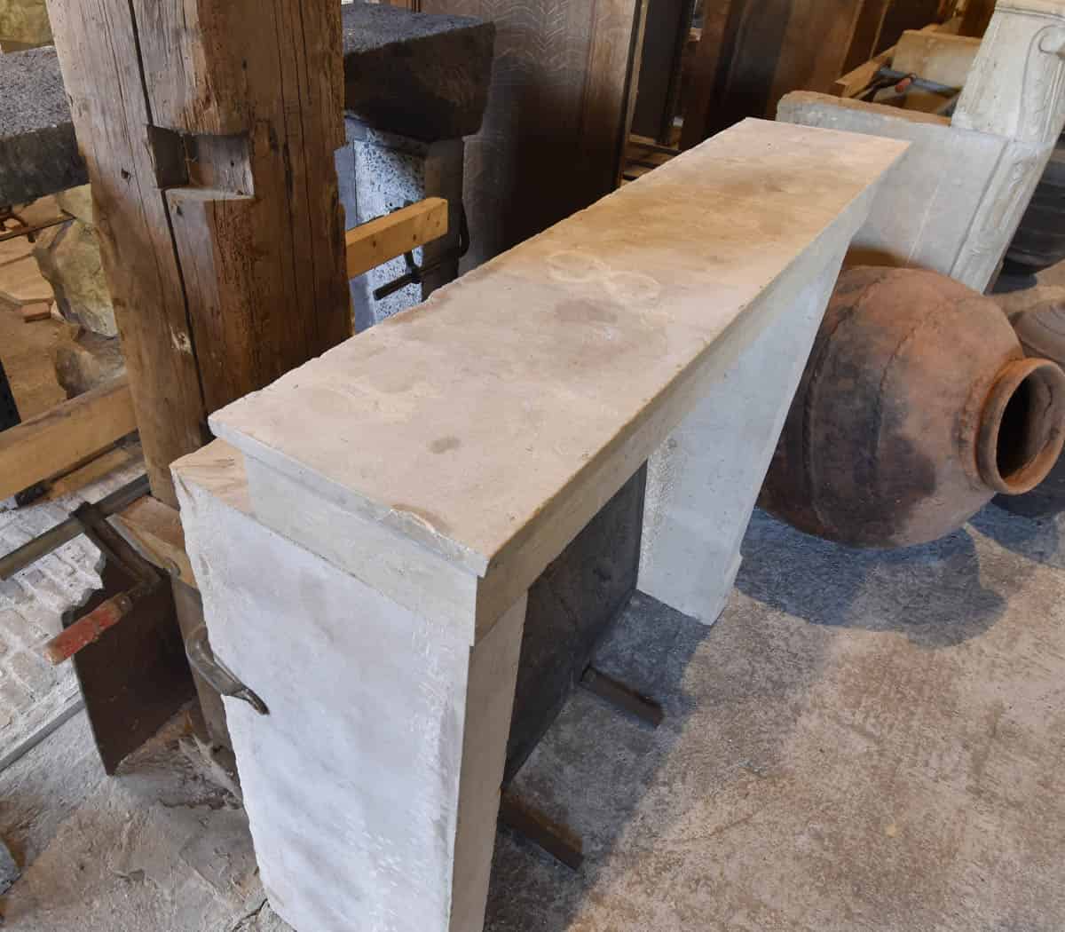 Marmerstenen-voorzetschouw