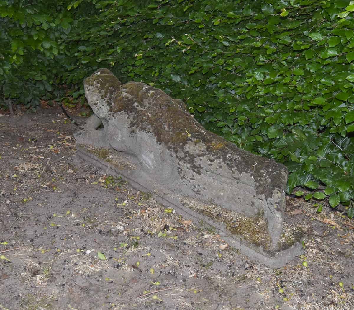 Liggende-indiase-dame