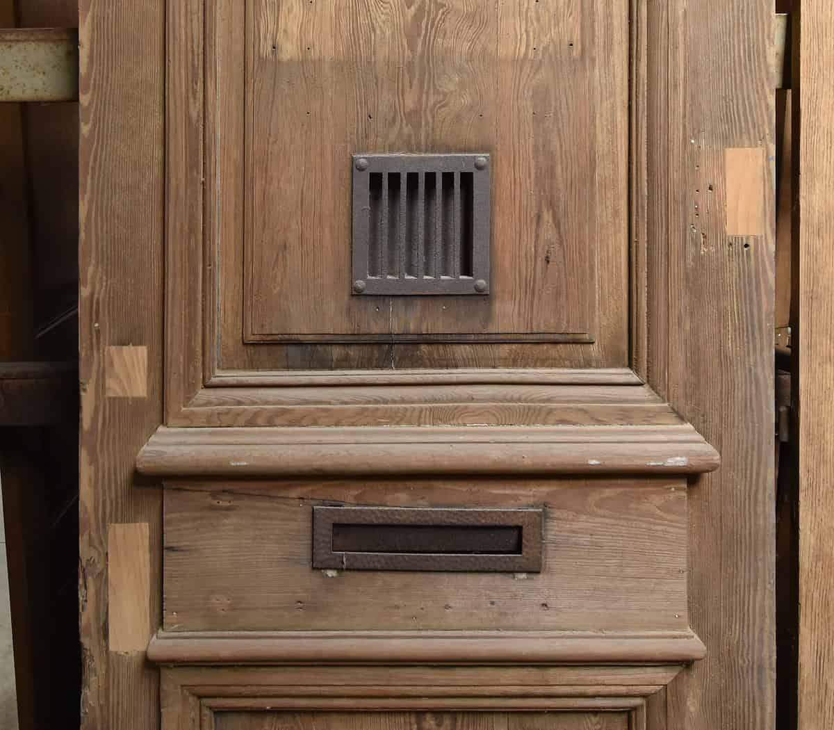 Voordeur-met-kijkluikje