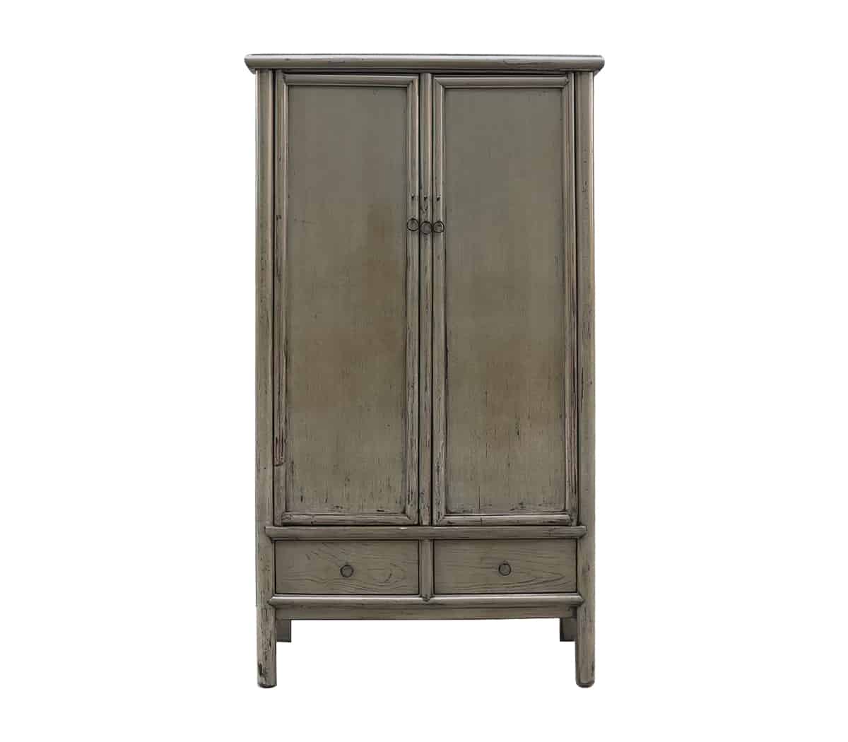 Houten-kast-met-2-deuren