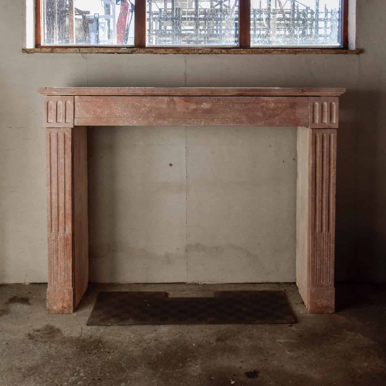 Marmerstenen-voorzetschouw