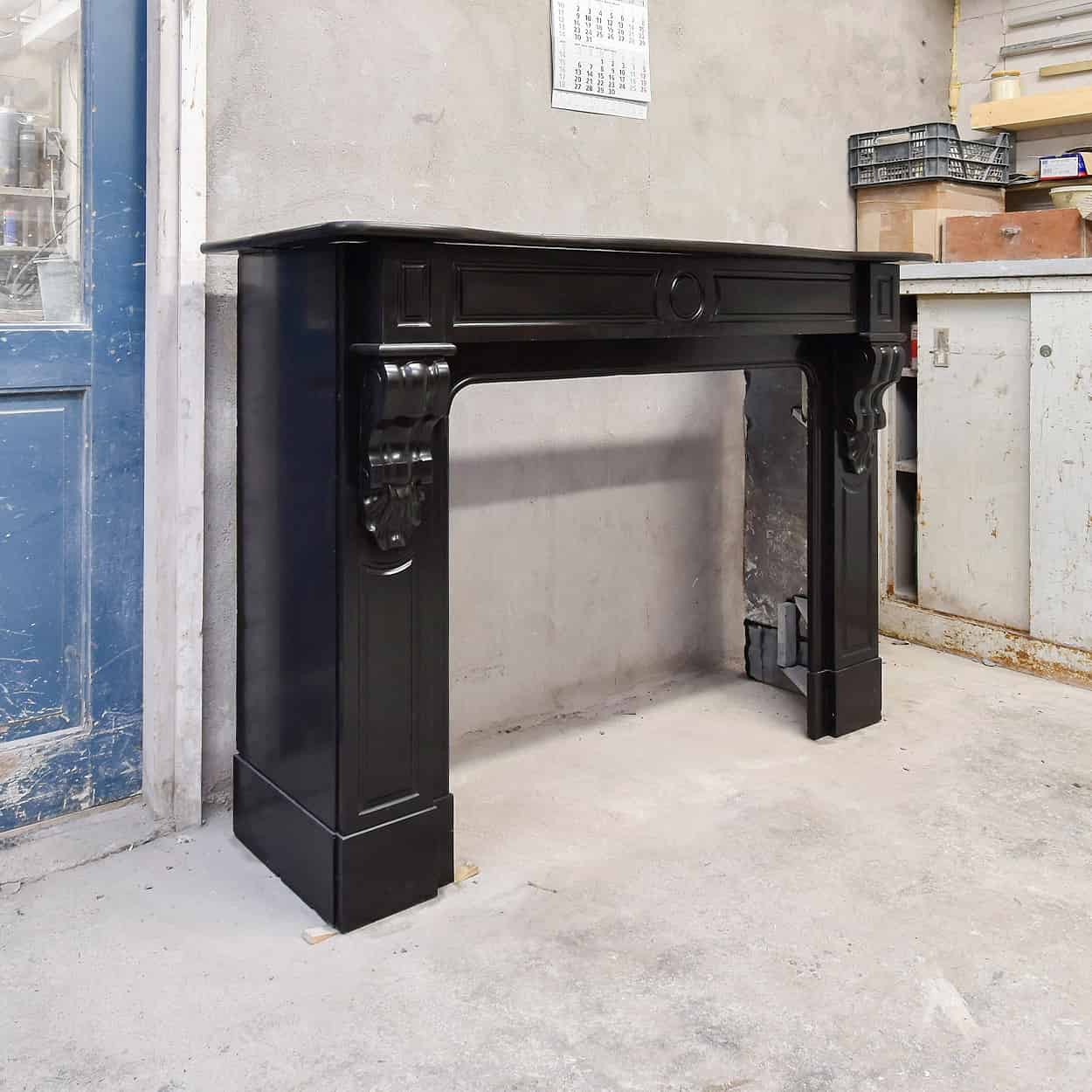 Zwart-marmeren-ombouwschouw