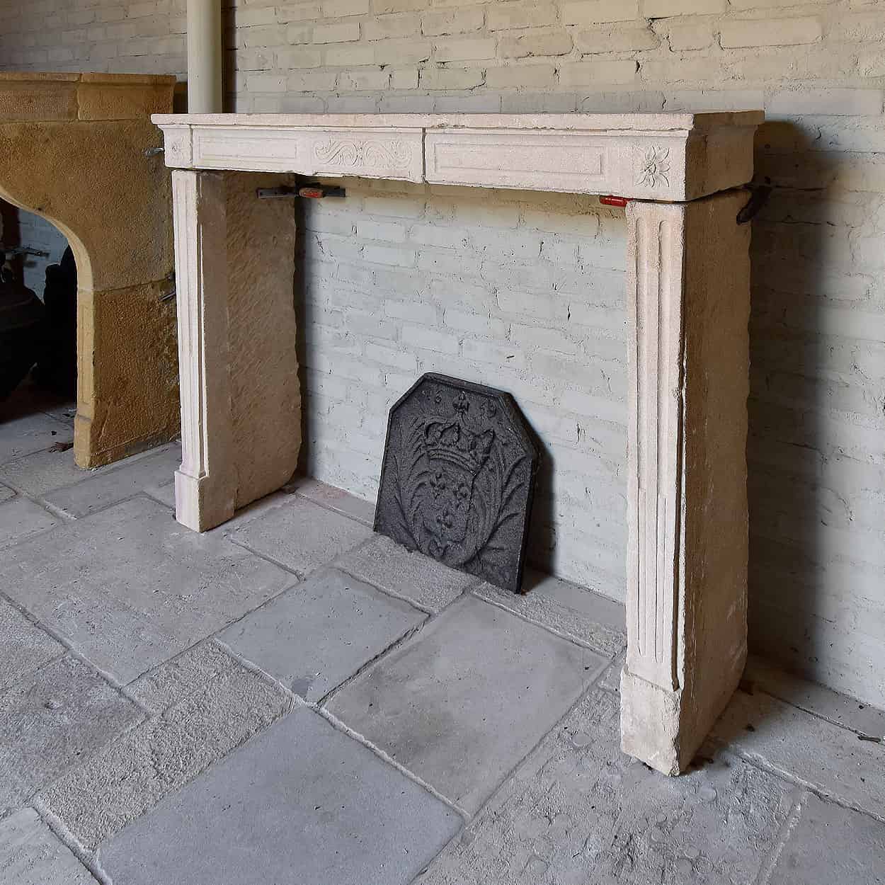 Marmerstenen-Louis-XVI-voorzetschouw