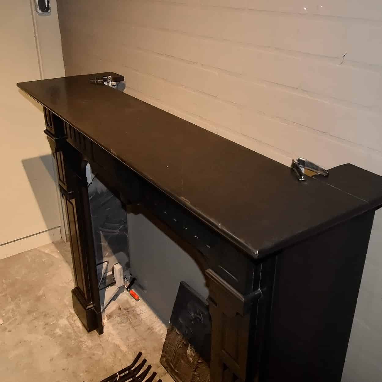 Noir-de-Mazy-marmeren-ombouwschouw