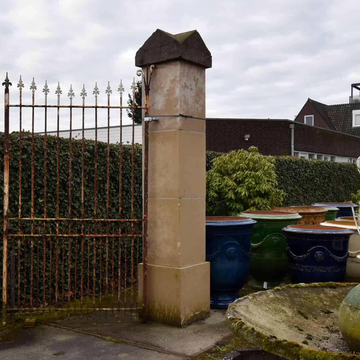 Zandstenen-poortpalen