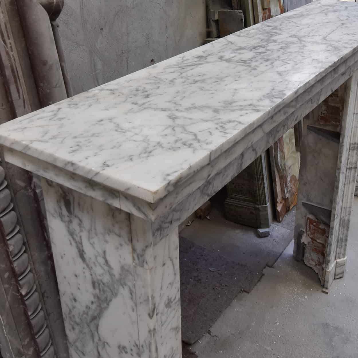 Antieke-marmeren-voorzetschouw