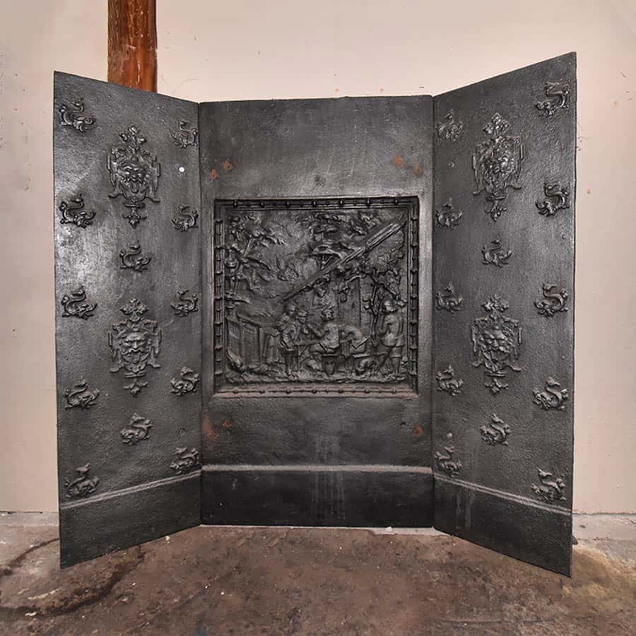 Antieke-haardplaat-drieluik