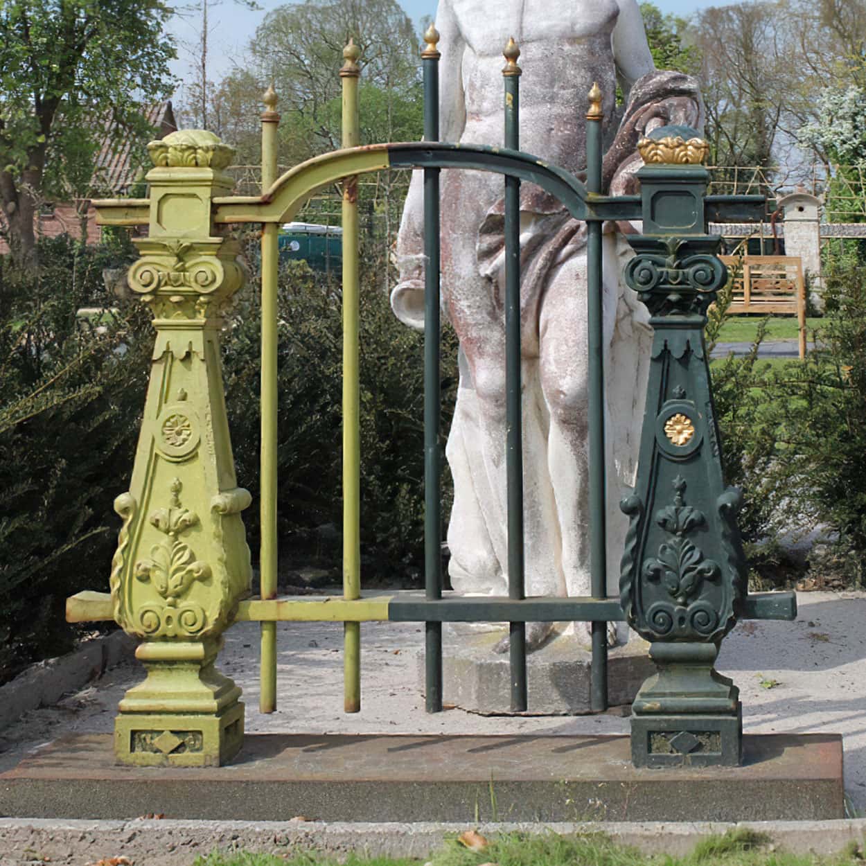 Gietijzeren-Hek-met-kolommen