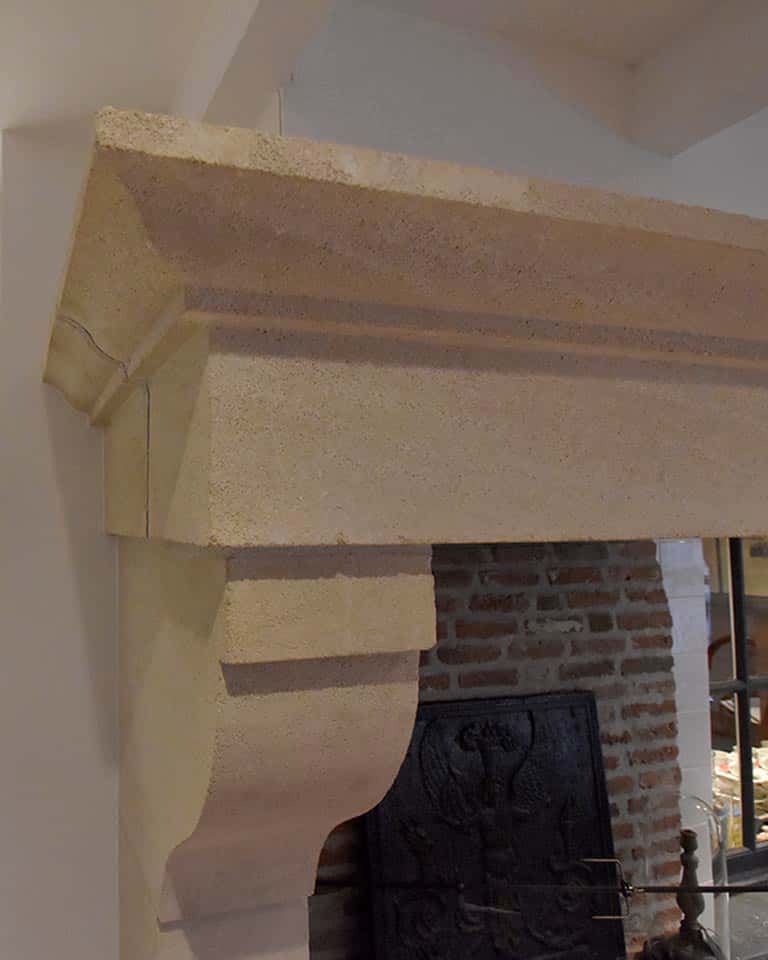 franse-zandstenen-keukenschouw