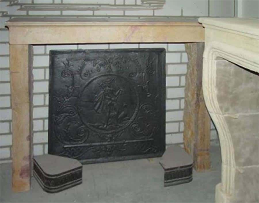 Oud-marmeren-voorzetschouw