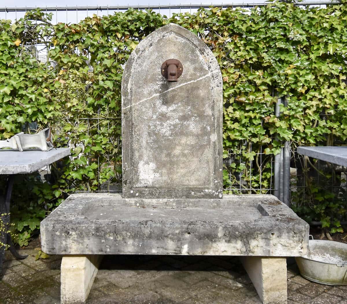 Wandfontein-uit-Franse-steen