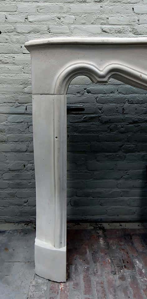 antieke-zandstenen-voorzetschouw