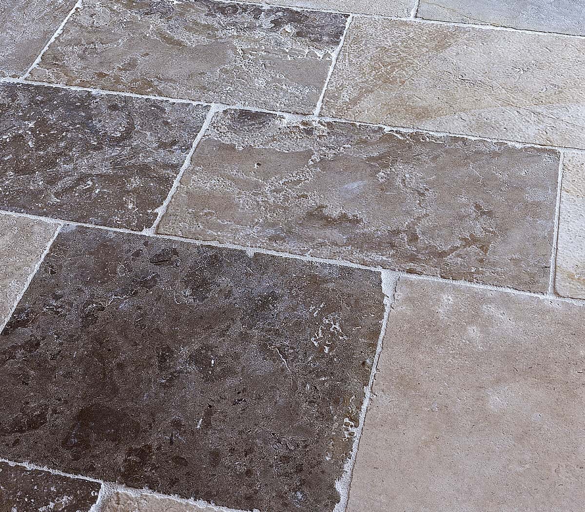 rustiek-verouderde-bourgondische-dallen