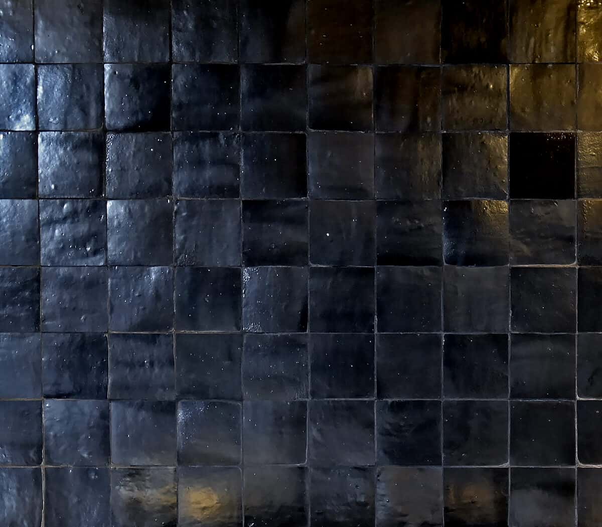 handgevormde-zwarte-zelliges