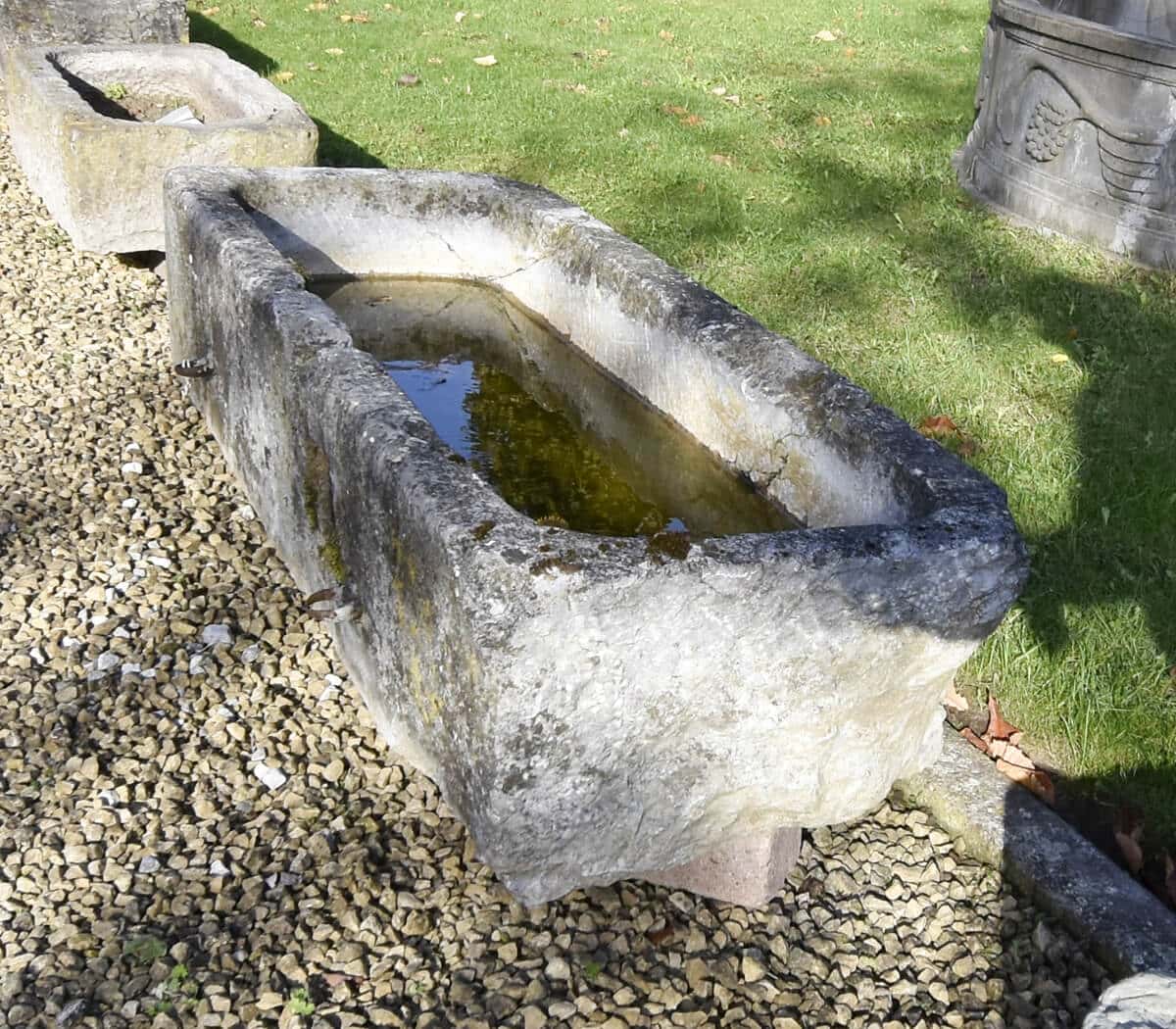 Belgisch-hardstenen-trog