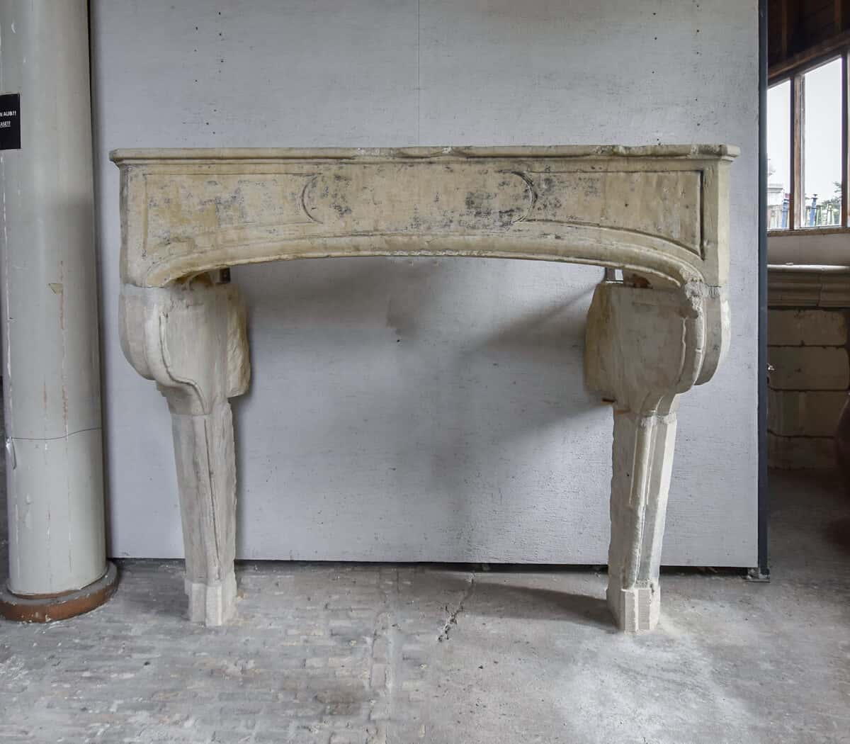 Zandstenen-ombouwschouw