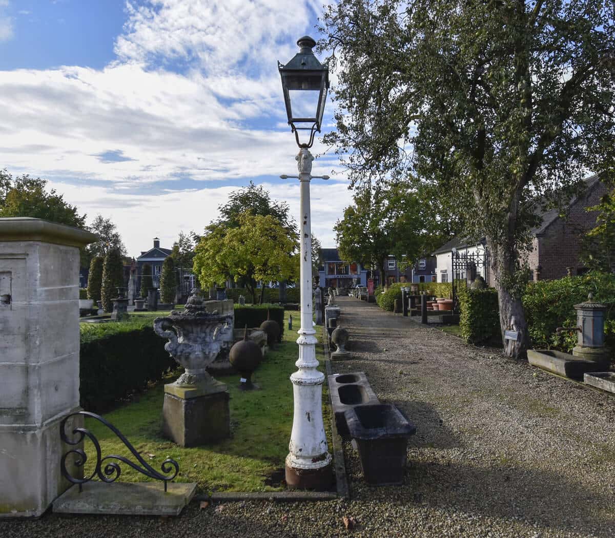 Lantaarnpaal-met-kap