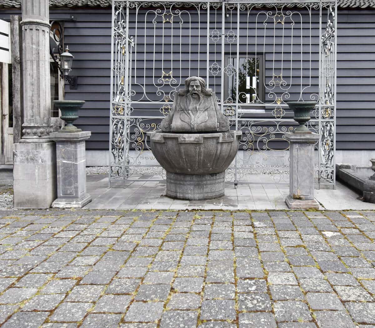 Set-gietijzeren-vazen