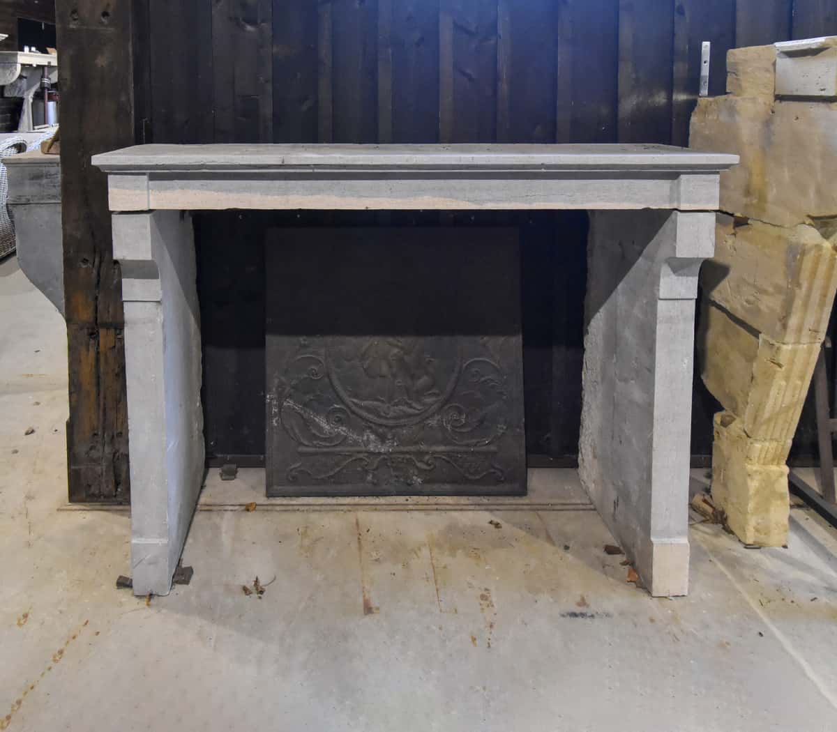 Marmerstenen-voorzetschouw