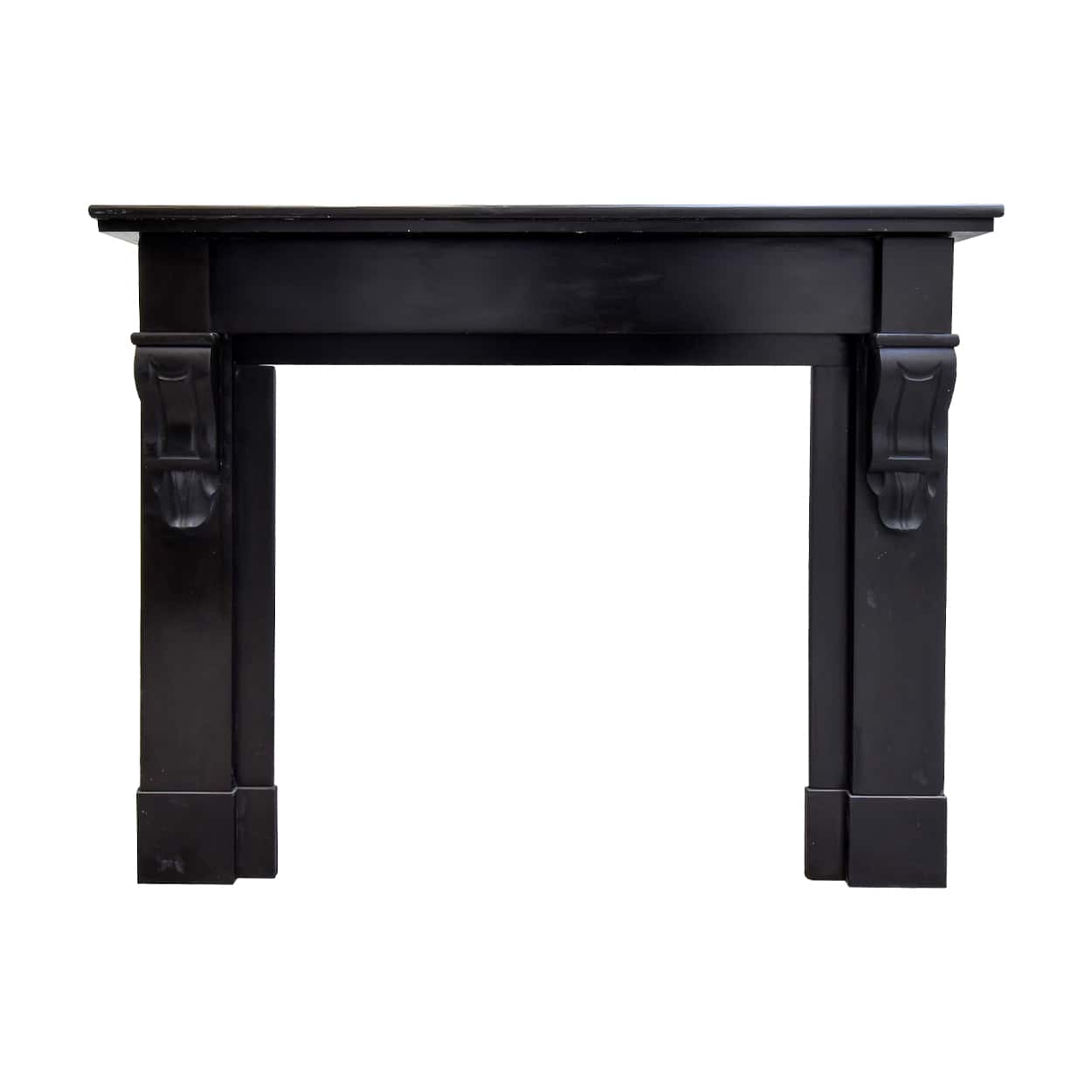 Zwart-marmeren-modillion-voorzetschouw